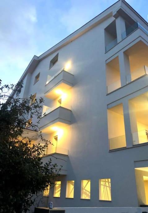 Luxury Home Near The Beach Private Parking Space 알게로 외부 사진